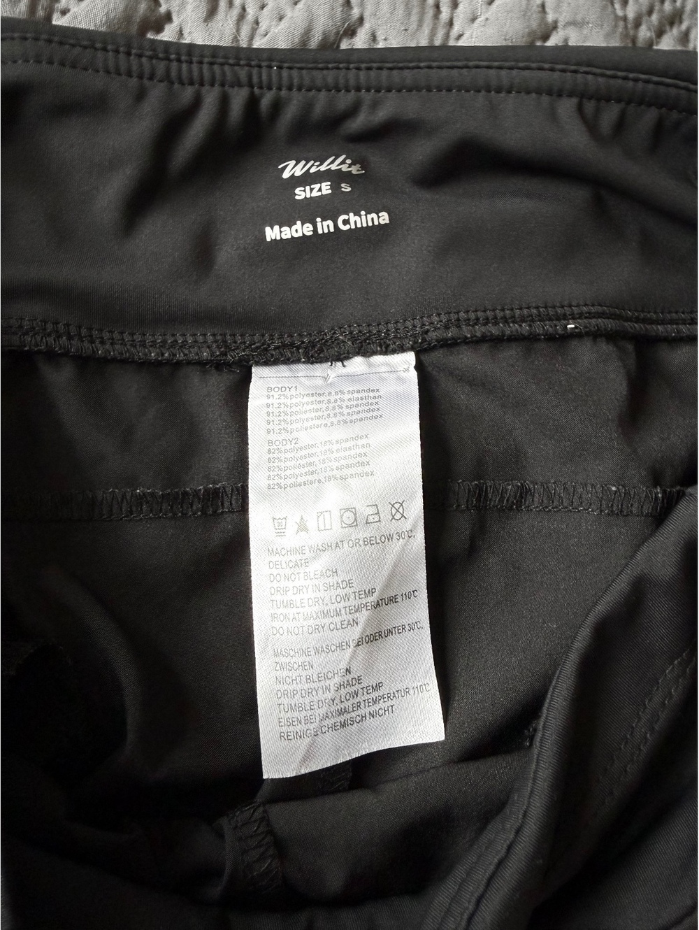 Willit Women’s Athletic Running Shorts Black Size S Zip Pockets - Picture 6 of 8